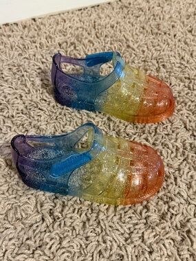 Baby gap rainbow glitter jellies - toddler 7